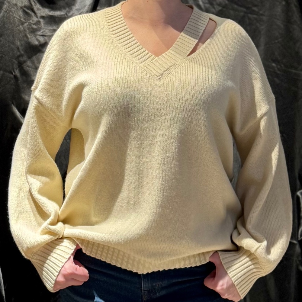 By Egreis Cream Sweater with Cutout